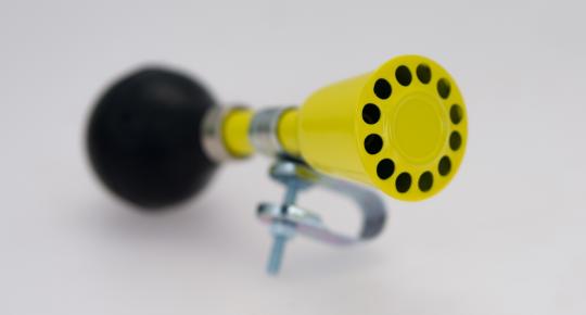 Liix Mini Horn yellow 2