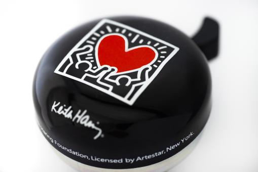 Liix DESIGN BELL Keith Haring Love Party 2